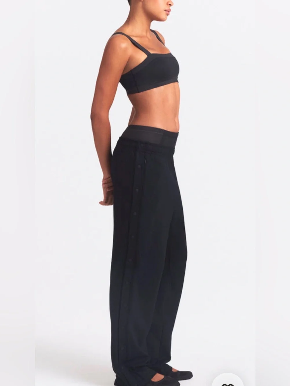 NikeSKIMS Matte Tricot Side-Snap Pants Size Small - Picture 2 of 11